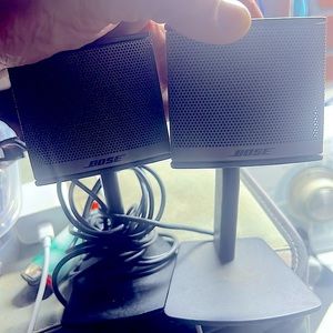 Set of Bose companion 3 series 2 multimedia speakers only
